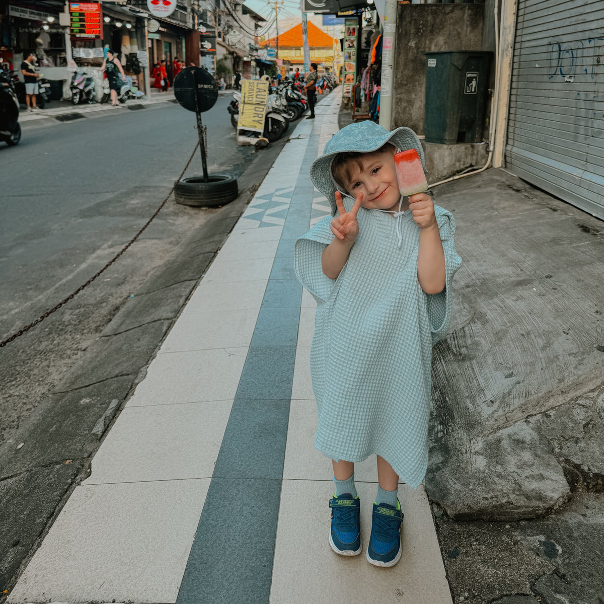 Beach Blankie Poncho - Ocean