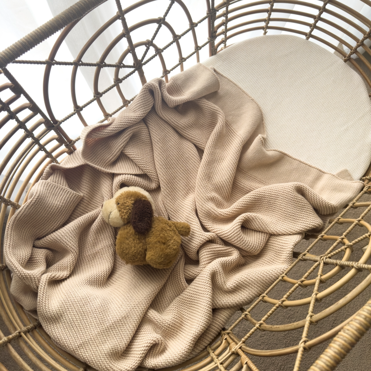 Classic Knit Blankie - Latte